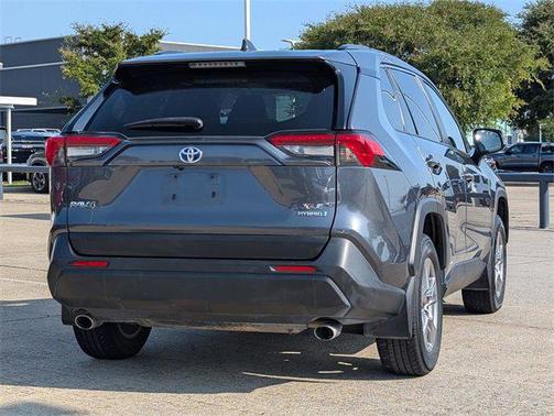 2023 Toyota RAV4 Hybrid XLE