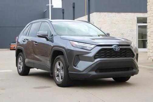 2023 Toyota RAV4 Hybrid XLE