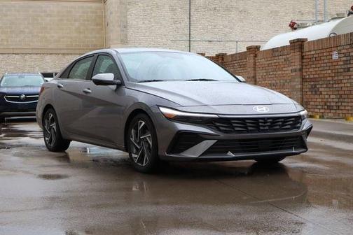 Fluid Metal 2024 Hyundai ELANTRA Limited