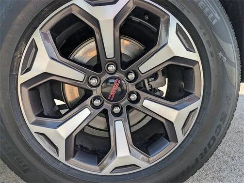 2022 GMC Yukon 4WD AT4