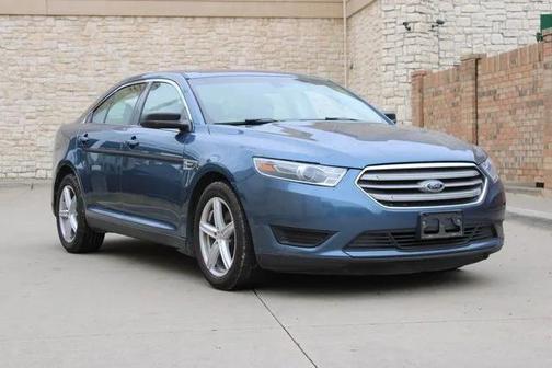 2018 Ford Taurus SE