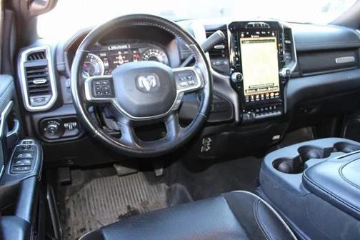 2021 RAM 3500 Laramie Crew Cab 4x4 8' Box