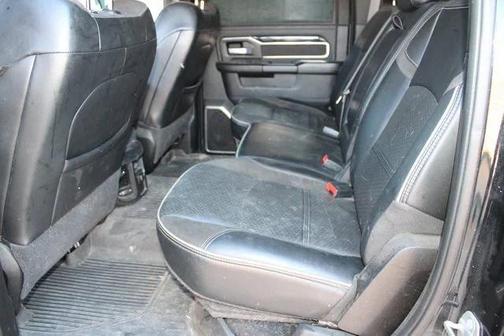 2021 RAM 3500 Laramie Crew Cab 4x4 8' Box