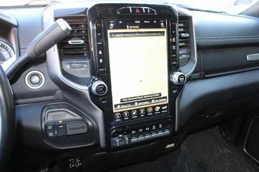 2021 RAM 3500 Laramie Crew Cab 4x4 8' Box