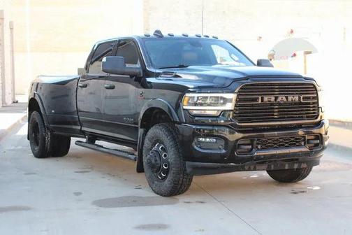 2021 RAM 3500 Laramie Crew Cab 4x4 8' Box