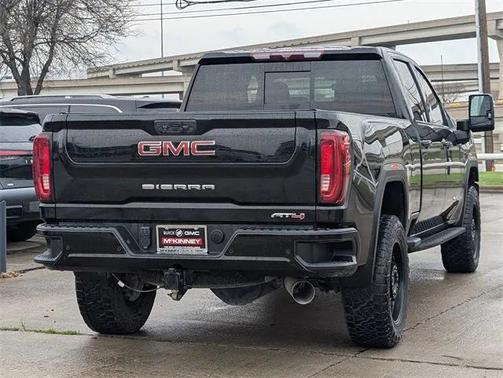 2022 GMC Sierra 2500 AT4