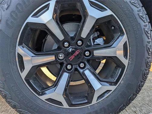 2026 GMC Yukon 4WD AT4