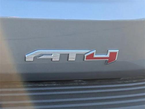 2026 GMC Yukon 4WD AT4