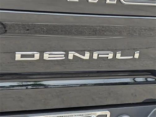 2025 GMC Sierra 2500 Denali Ultimate