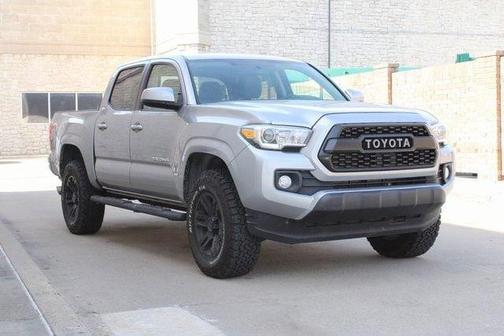 2016 Toyota Tacoma SR5
