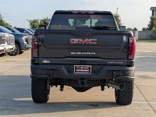 2025 GMC Sierra 2500 AT4