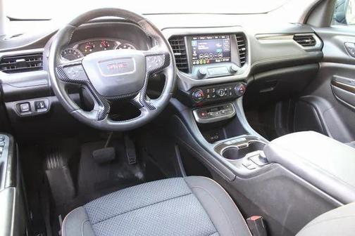 2021 GMC Acadia AWD AT4