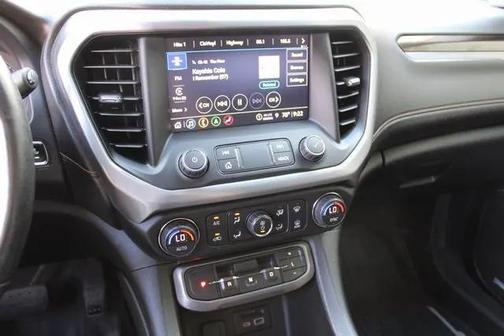 2021 GMC Acadia AWD AT4