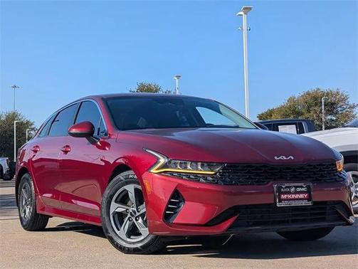 2022 Kia K5 LX