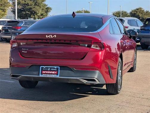 2022 Kia K5 LX