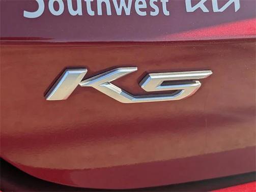 2022 Kia K5 LX