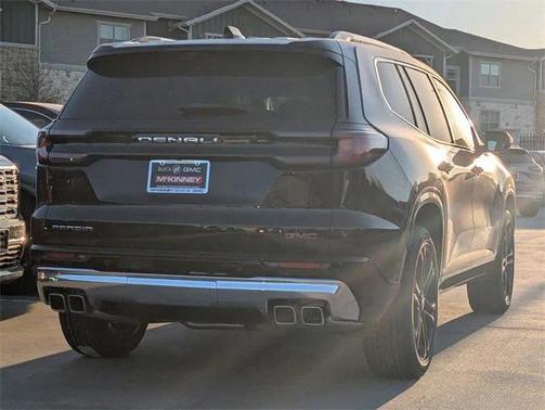 2025 GMC Acadia Denali