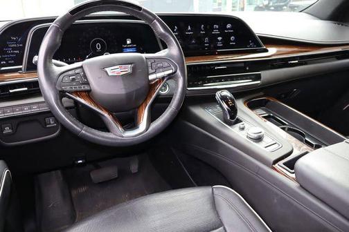 Crystal White Tricoat 2022 Cadillac Escalade ESV Premium Luxury