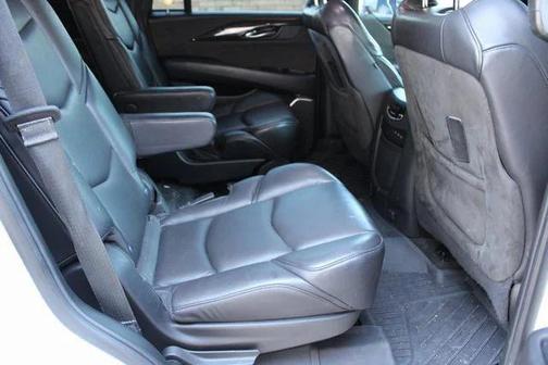 2020 Cadillac Escalade Platinum