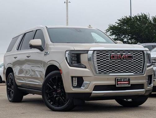 Pearl Beige Metallic 2022 GMC Yukon Denali