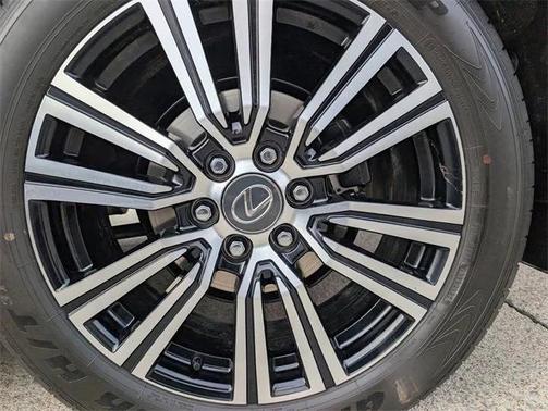 2026 Lexus LX 700h Luxury