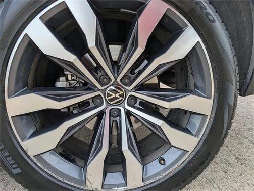 2023 Volkswagen Atlas 3.6L SEL Premium