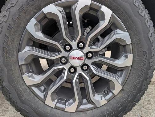 2025 GMC Canyon Denali