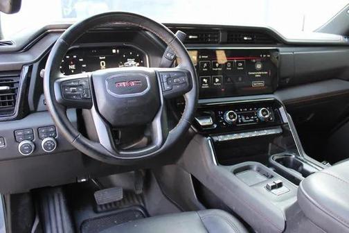 2024 GMC Sierra 2500 AT4