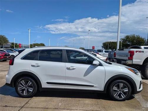 2022 Kia Niro EX Premium