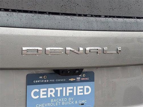 2025 GMC Yukon Denali Ultimate