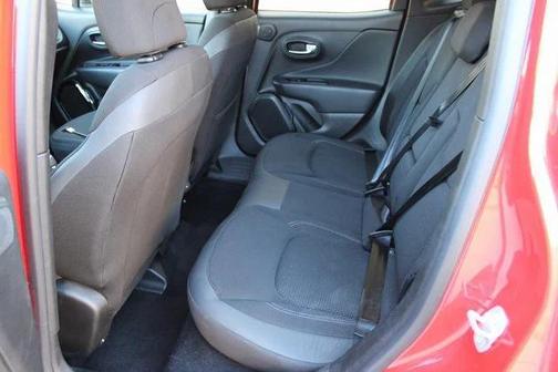 2022 Jeep Renegade Altitude