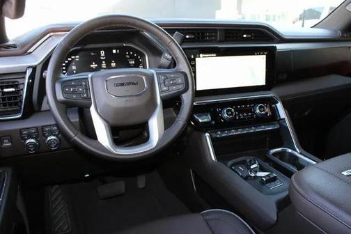 2024 GMC Sierra 2500 Denali