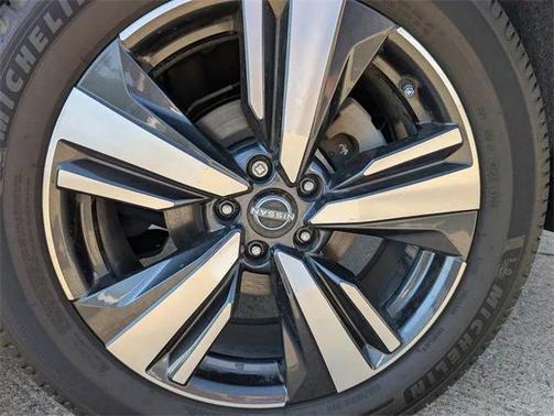 2022 Nissan Rogue Platinum