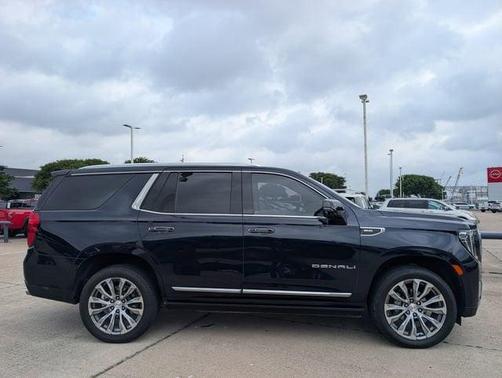 Midnight Blue Metallic 2024 GMC Yukon Denali