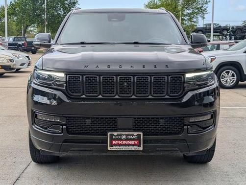 Diamond Black Crystal Pearlcoat 2022 Jeep Wagoneer Series III Carbide 4x4