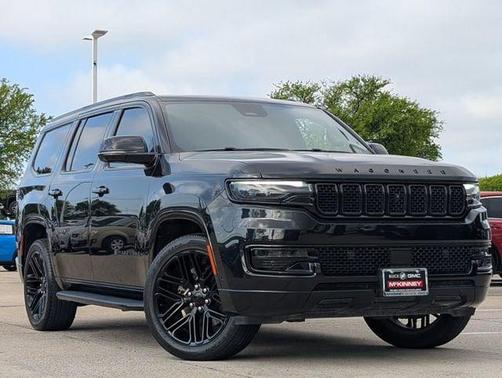 Diamond Black Crystal Pearlcoat 2022 Jeep Wagoneer Series III Carbide 4x4