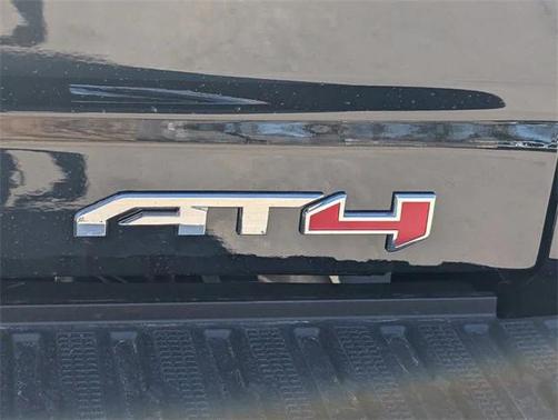 2025 GMC Sierra 2500 AT4