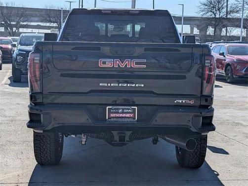 2025 GMC Sierra 2500 AT4