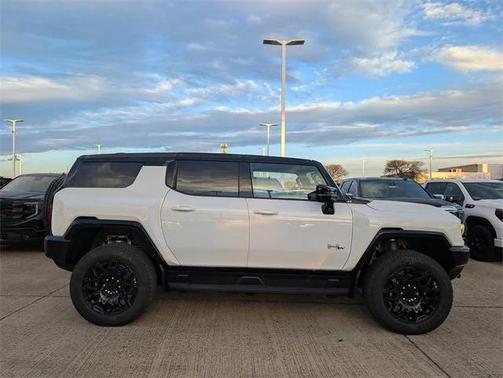 2026 GMC HUMMER EV SUV 2X
