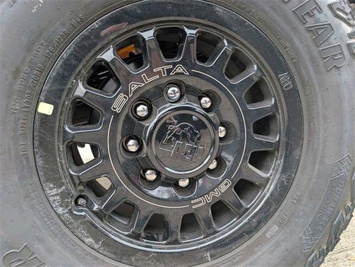 2026 GMC Sierra 2500 AT4