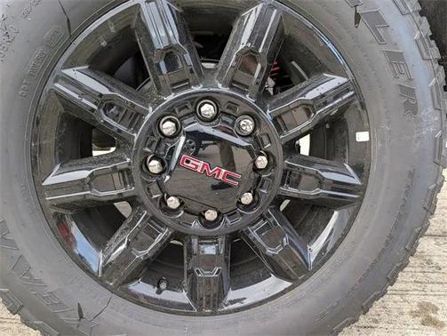 2025 GMC Sierra 2500 AT4