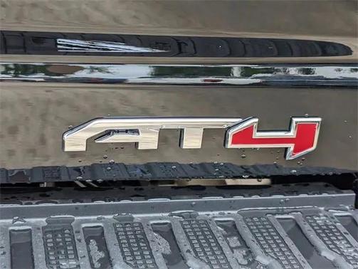 2025 GMC Sierra 2500 AT4