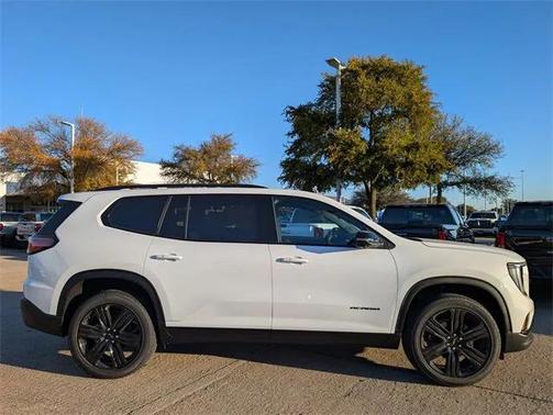 2026 GMC Acadia Elevation FWD