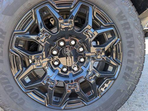 Void Black 2026 GMC HUMMER EV SUV 2X