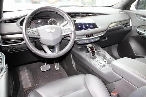 2022 Cadillac XT4 Sport