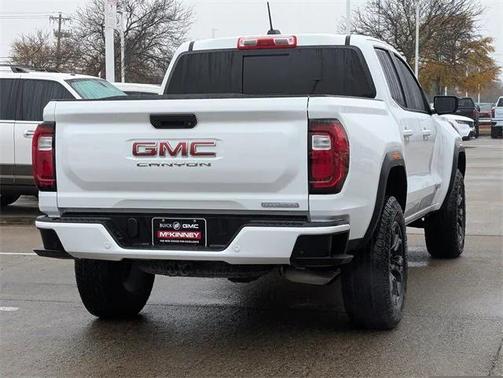 2024 GMC Canyon Elevation