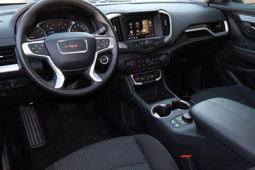 Ebony Twilight Metallic 2024 GMC Terrain SLE