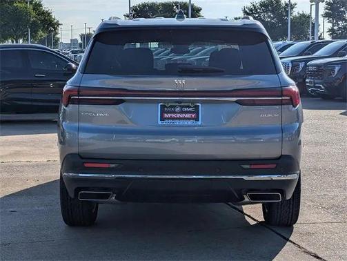2025 Buick Enclave Preferred FWD