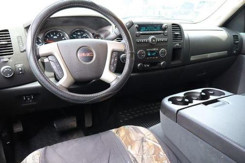 Midnight Blue Metallic 2009 GMC Sierra 2500 SLE Crew Cab