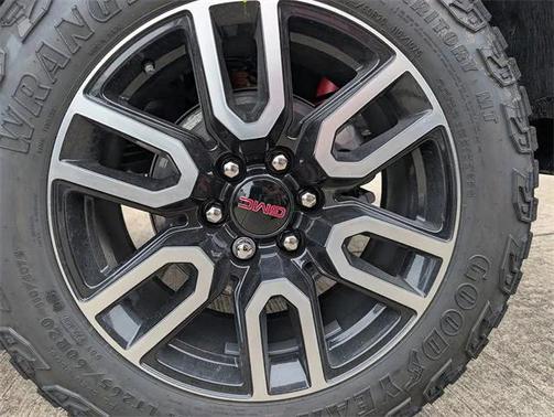 2025 GMC Sierra 1500 AT4